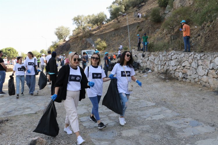 Manisa Büyükşehir'den 'temizlik' harekatı