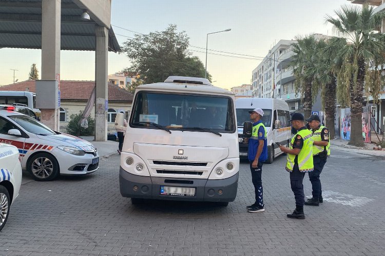 Manisa'da servis araçlarına denetim