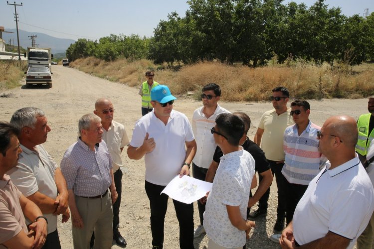 Manisa Demirci'de üstyapı çalışmaları başladı