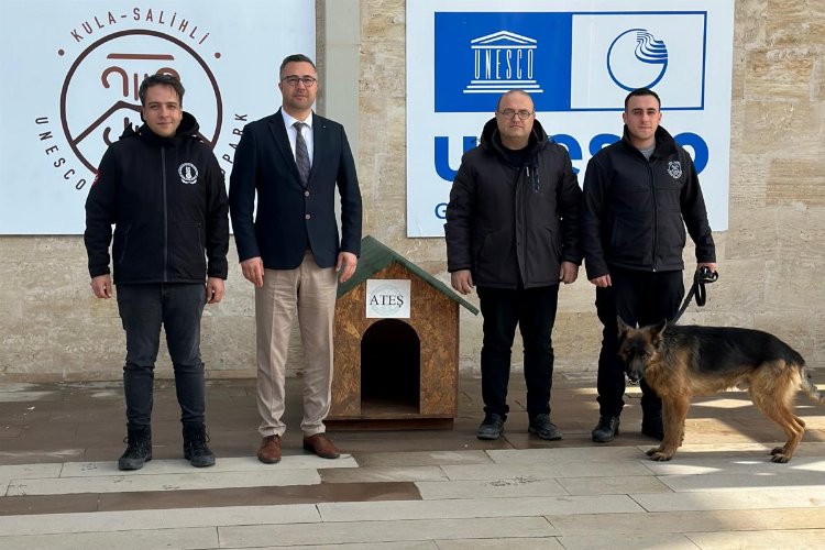 Manisa Kula'da jeoparkın koruması ‘Ateş’te