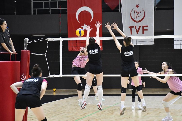 Manisa'nın sultanlarından Play-Off provası