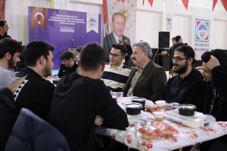 Melikgazi, Akıl Küpü Kütüphaneleri ile gençlerin yanında