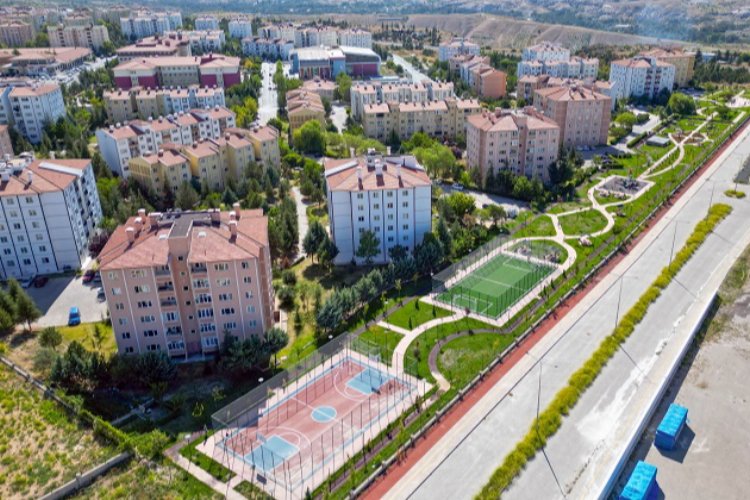 Nevşehir Belediyesi'nden park içine spor tesisi