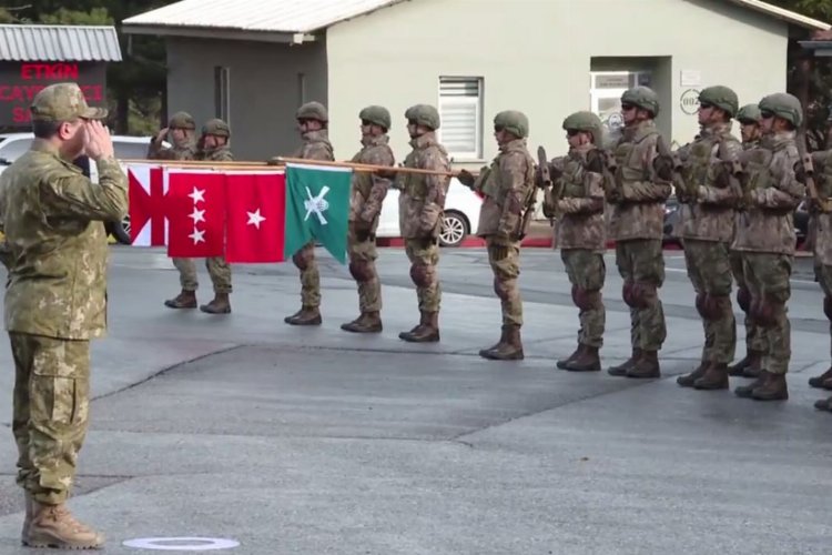 Orgeneral Bayraktaroğlu'ndan 7 yıl sonra yuvasına dönen Tugay'a ziyaret