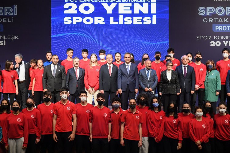 Protokol imzlanadı... Spor liselerinde yeni dönem başlıyor