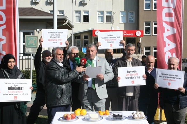 Saadet Partililer Bursa'dan seslendi: Çiftçine sahip çık!