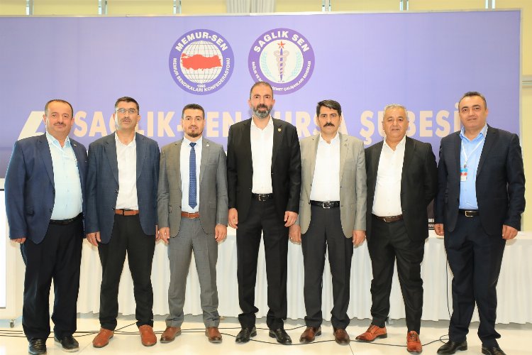 Sağlık-Sen Bursa'da Başkan Yünkül'e güven oyu