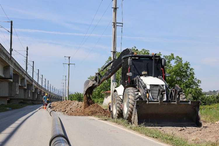 Sakarya'da 4 bin 500 metrelik yeni altyapı hattında çalışmalar sürüyor