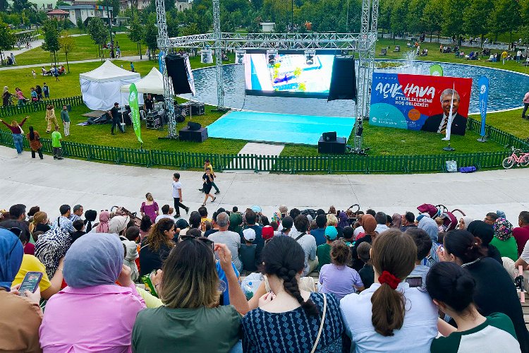 Sakarya'da çocuklar ve aileleri 'Millet'te buluştu