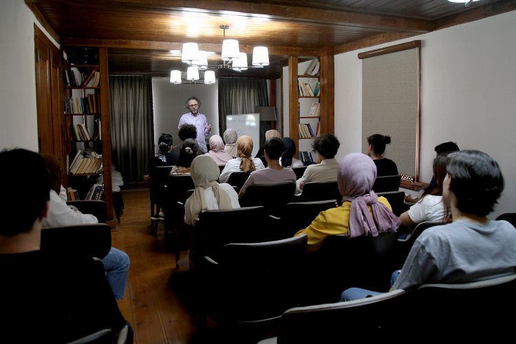 Sakarya 'Genç Atölye'de son hasbihal