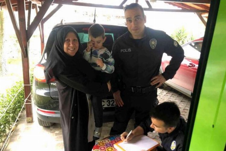 Sakarya Sapanca'da 4 yaşındaki çocuk polisleri harekete geçirdi