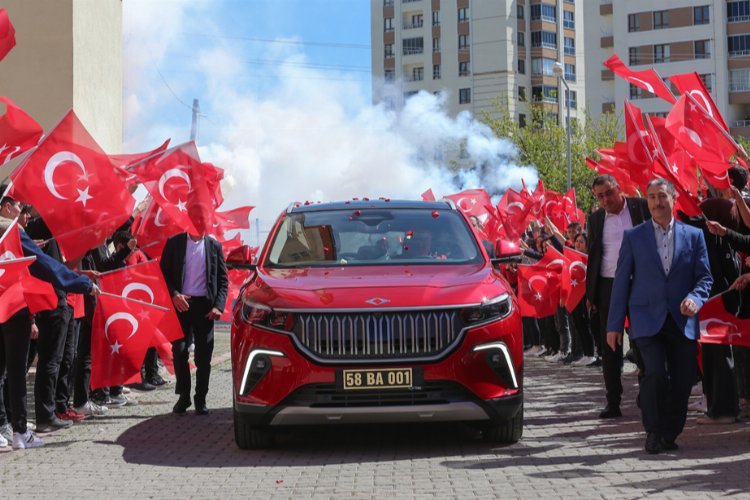 Sivas'ta Bilişim Lisesi'nde 'Togg' coşkusu