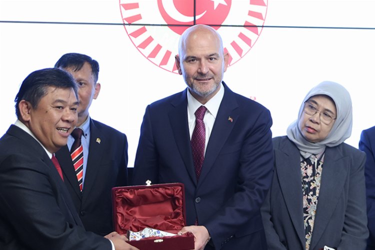 Süleyman Soylu: Önünde eğileceğimiz tek güç Allah'tır