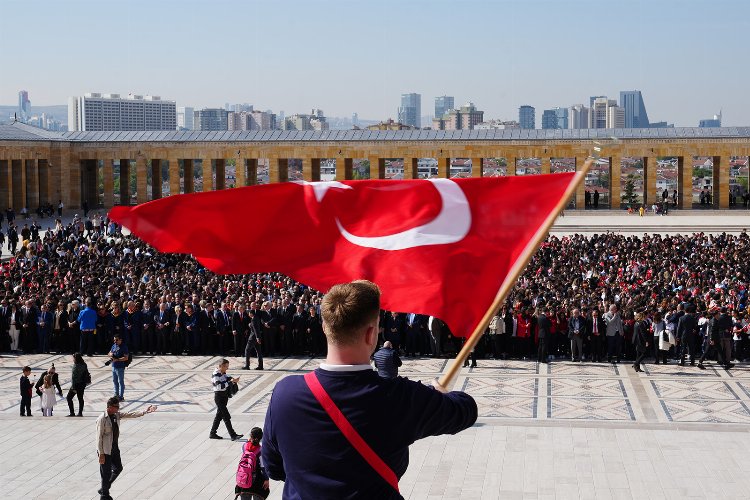 TED ailesinden Anıtkabir'e 100. yıl ziyareti