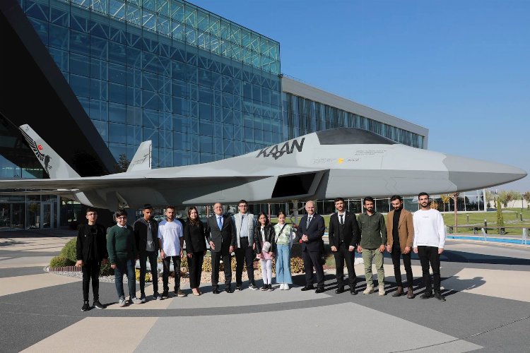 Teknolojiye dayalı projeler gerçekleştiren Şırnak ve Hakkarili gençler Ankara'da