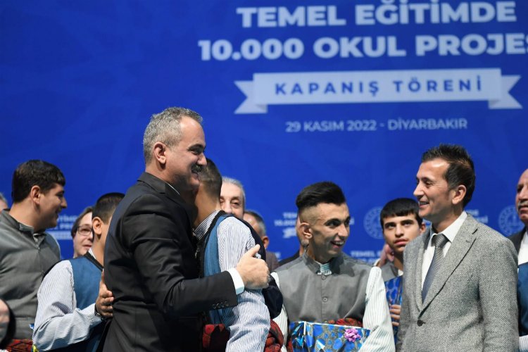 Temel eğitimde 10 bin okul projesi tamamlandı