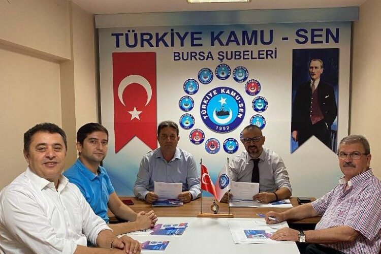 Türk Eğitim-Sen'den YÖK'e 'promosyon' çağrısı