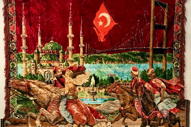 Vahap Avşar'dan “Müdahaleler” sergisi