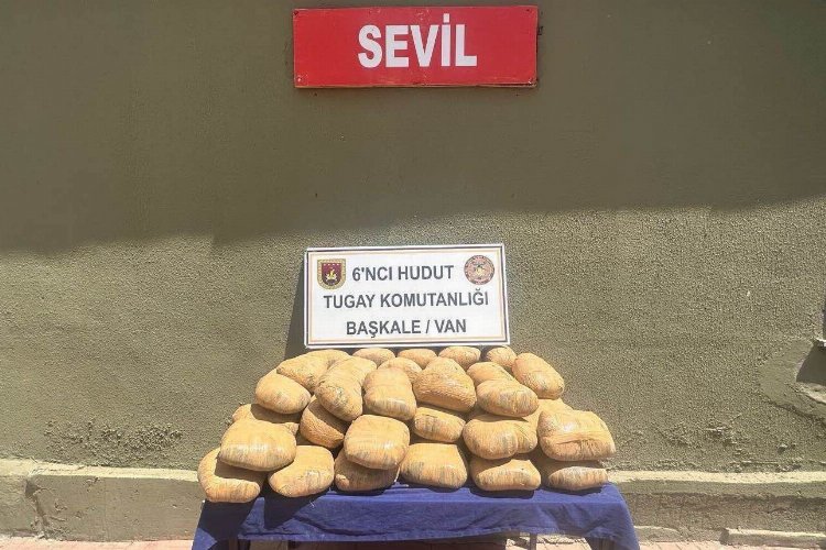 Van'da 130 kilogram toz esrar ele geçirildi