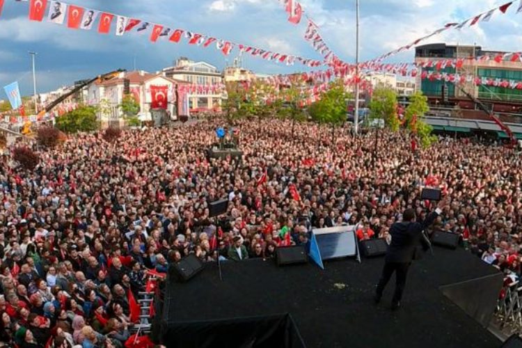 Yalova'da İmamoğlu'na sevgi seli