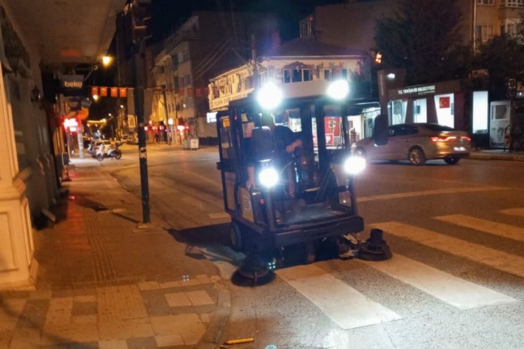 Yenişehir’de gece-gündüz temizlik mesaisi