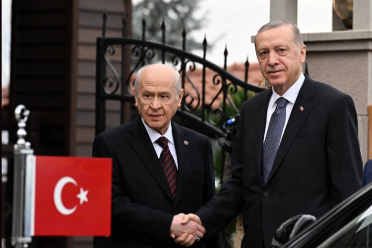 Yılın ilk görüşmesi başladı... Erdoğan-Bahçeli bir araya geldi