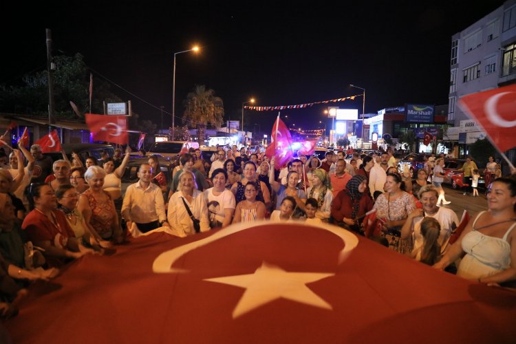 Zafer’in 100. Yılı İzmir Güzelbahçe’de coşkuyla kutlandı