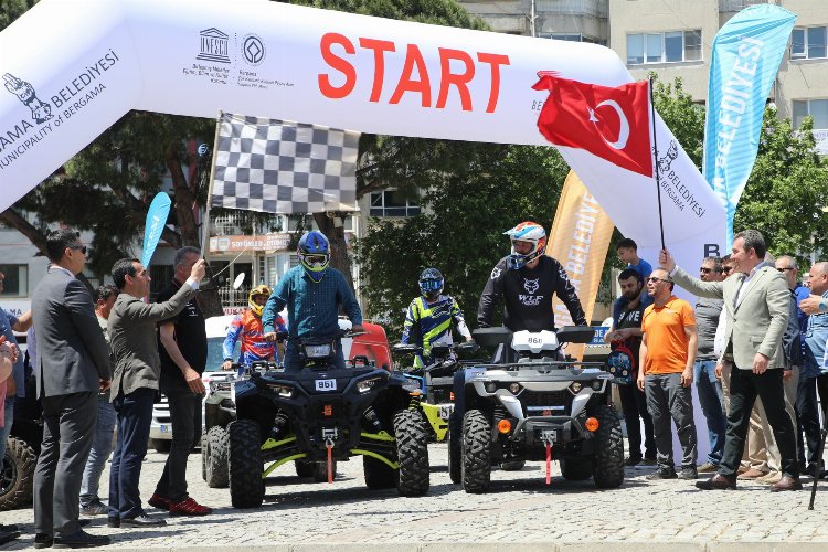 Türkiye Enduro ve ATV Şampiyonası Bergama'da start aldı