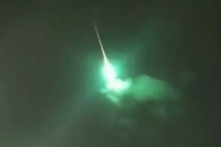 TUA'dan “yeşil ışık saçan meteor” açıklaması