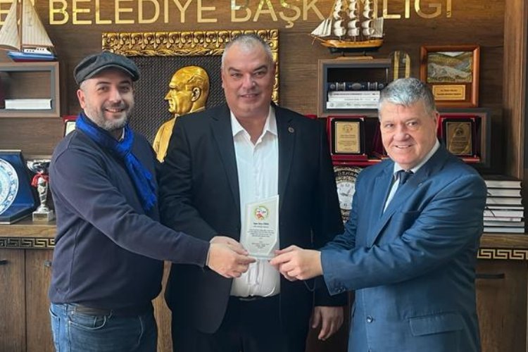 TYBB Edirne Şubesi’nden Özkan Günenç’e teşekkür plaketi