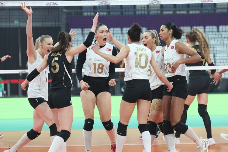 VakıfBank, Kulüpler Dünya Şampiyonası'nda yarı finalde