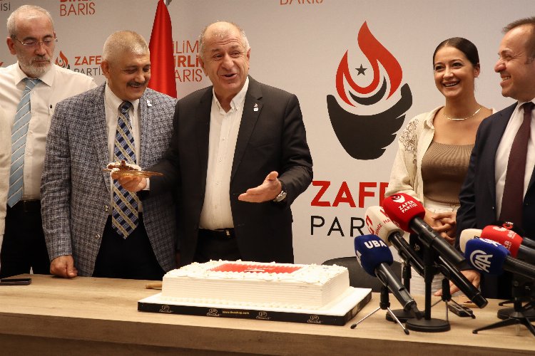 Zafer Partisi 2 yaşında