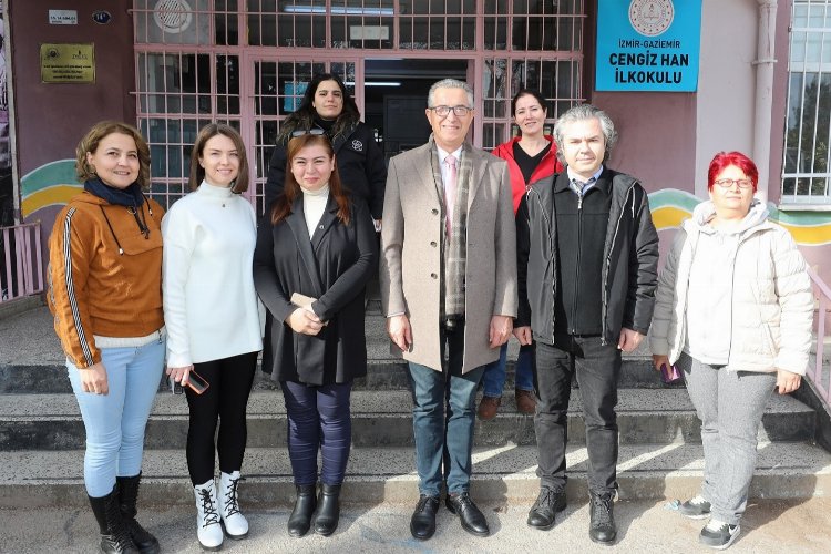 İzmir Gaziemir'de duygulandıran buluşma